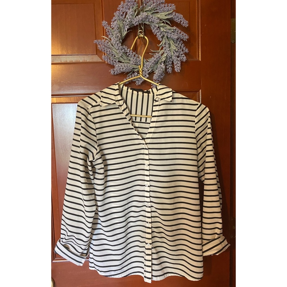 Black And White, The Limited Shirt